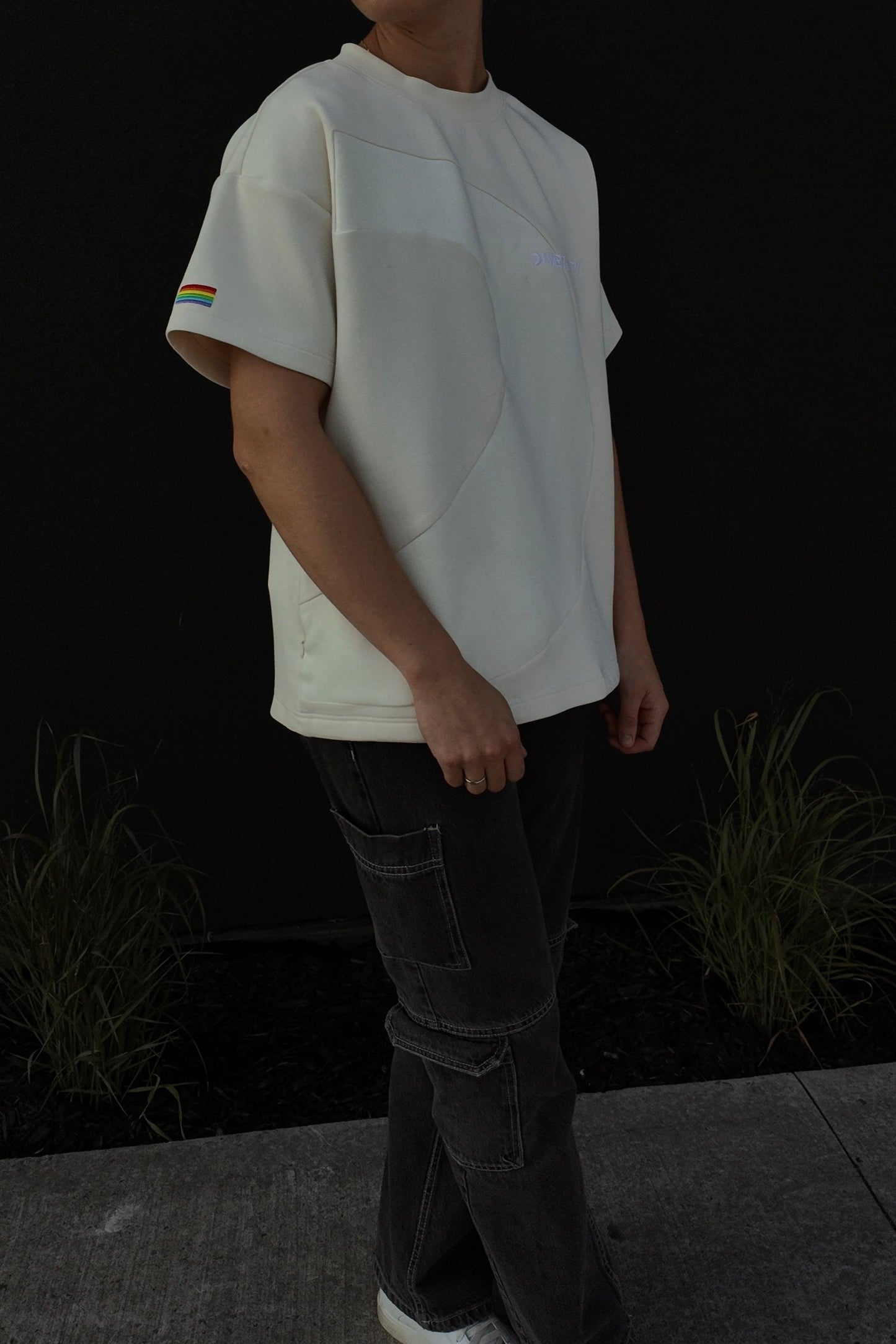 *Pre-order* Heavyweight T-Shirt Sand