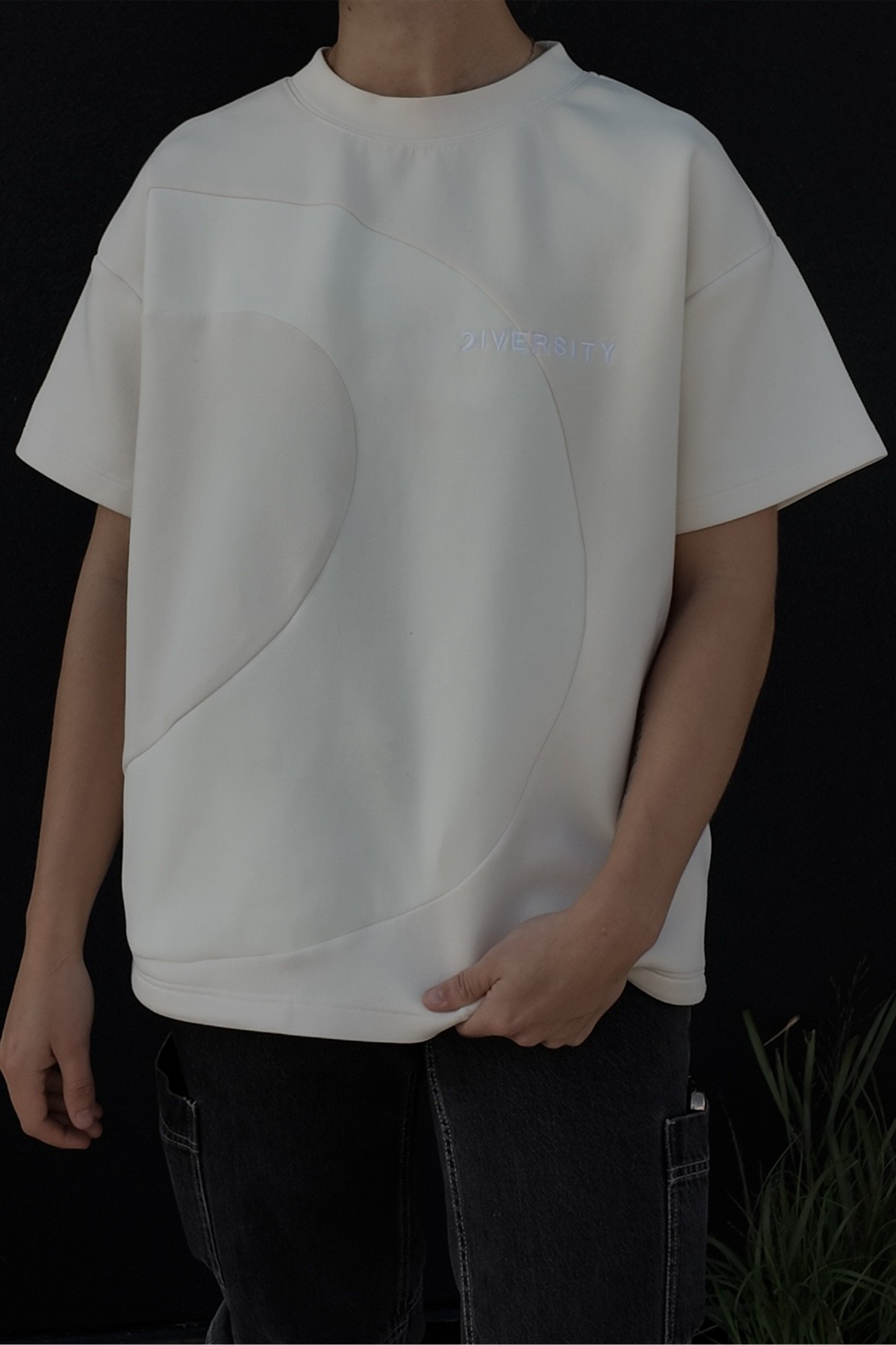 *Pre-order* Heavyweight T-Shirt Sand