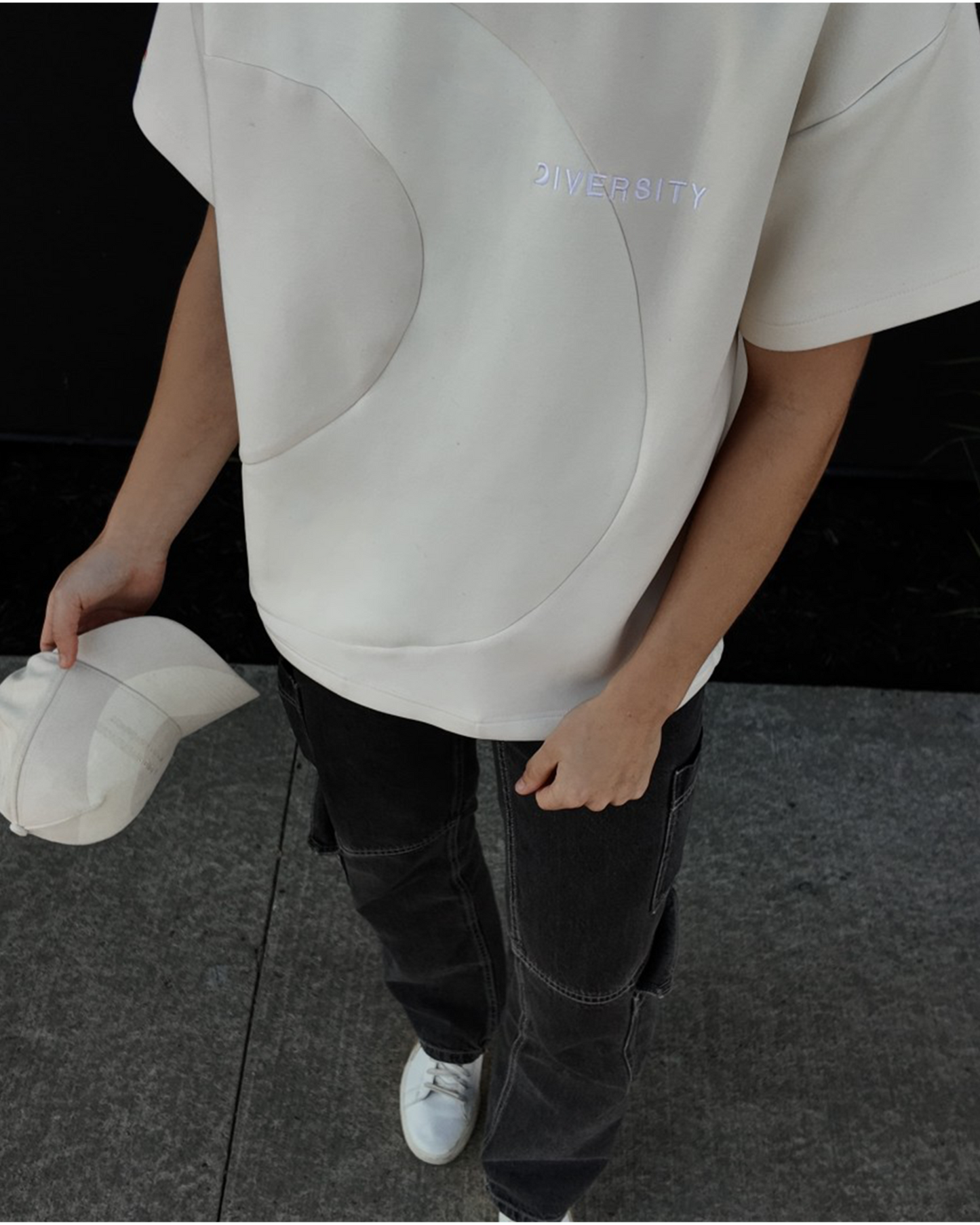 *Pre-order* Heavyweight T-Shirt Sand